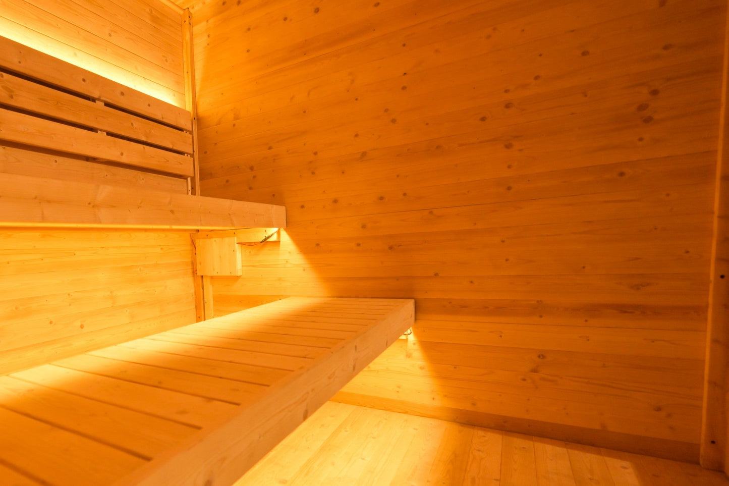 Helius 6 Person Square Steam Sauna with Wood Core and Aluminum Walls and Ceiling